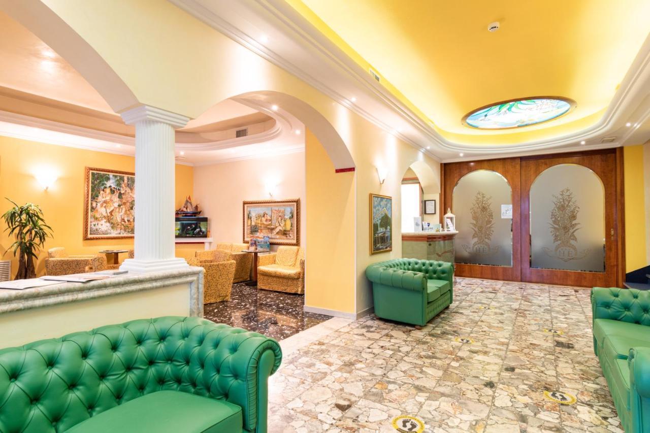 Hotel Ettoral Лидо-ди-Езоло Экстерьер фото